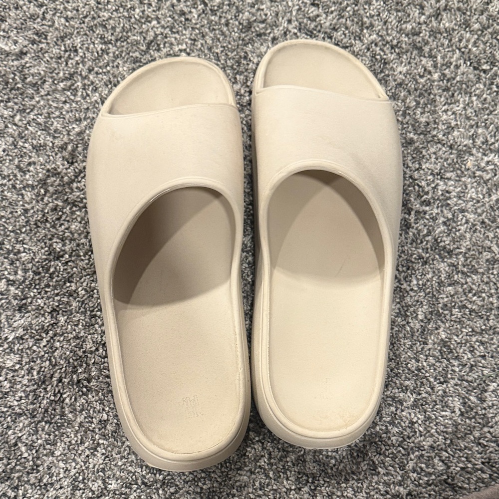 Target Women's Beige Slide Slippers